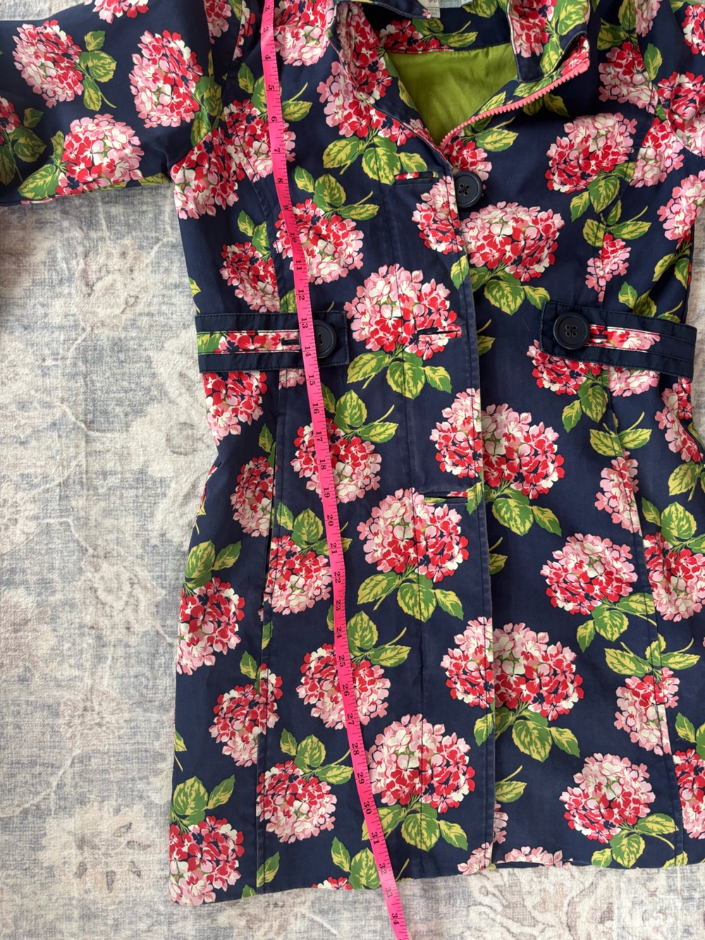 Boden Hydrangea rain jacket with hood - Picture 9 of 10
